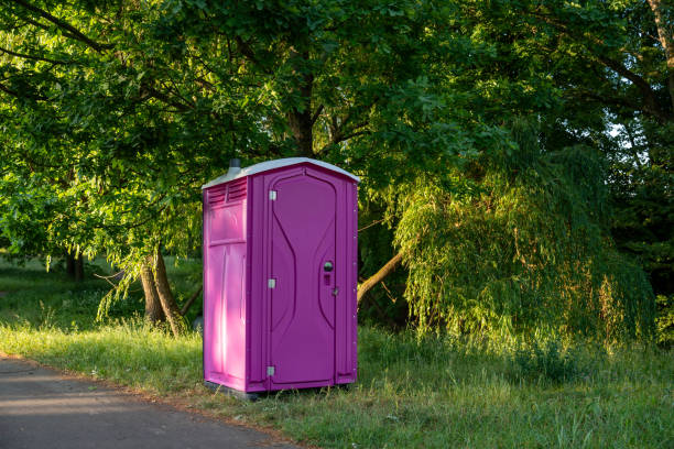 Best Porta potty rental near me  in Lan, MI
